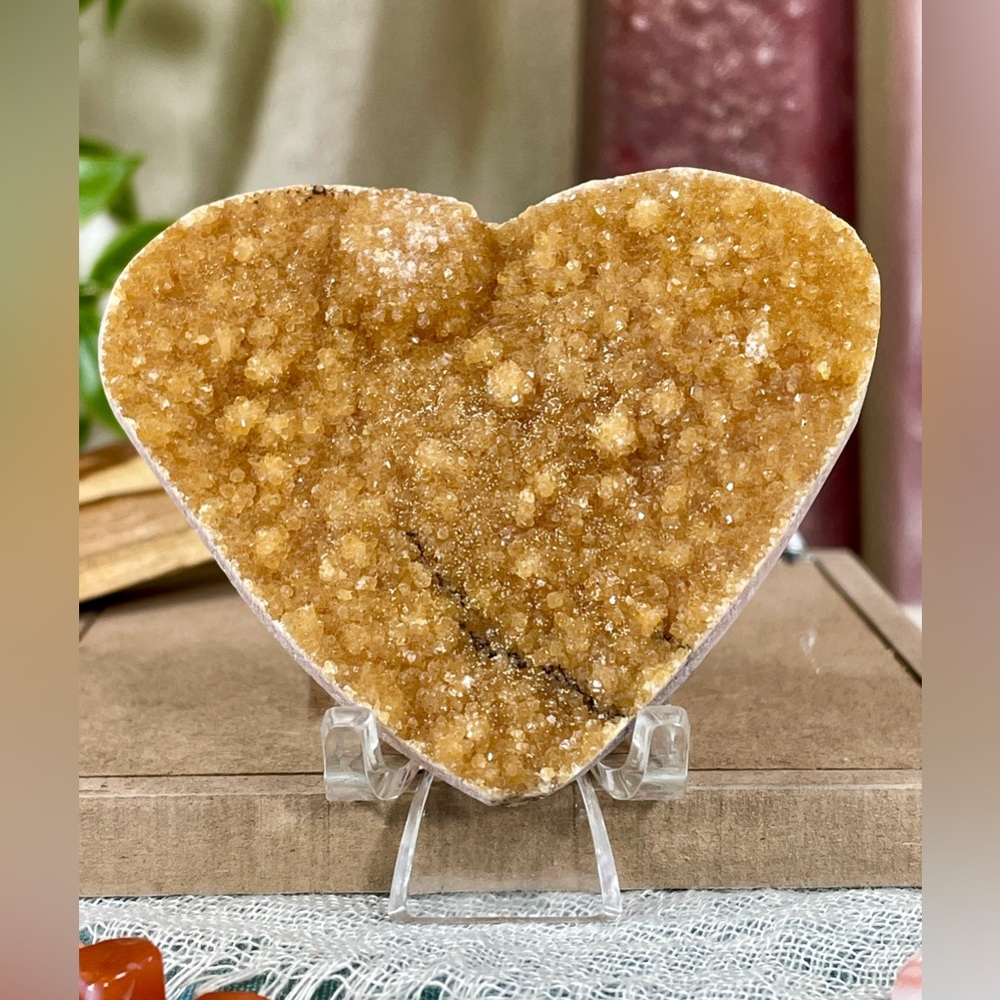 1288 2 Piece Set of Citrine Crystal Heart Carvings - Picture 3 of 9